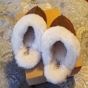 Brand new Ugg scuffies